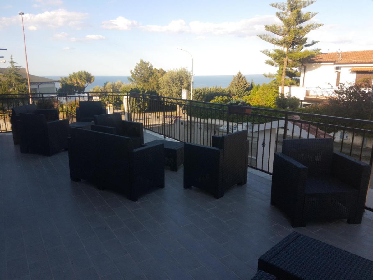 Alba De Mar B&B Roseto Capo Spulico Eksteriør bilde