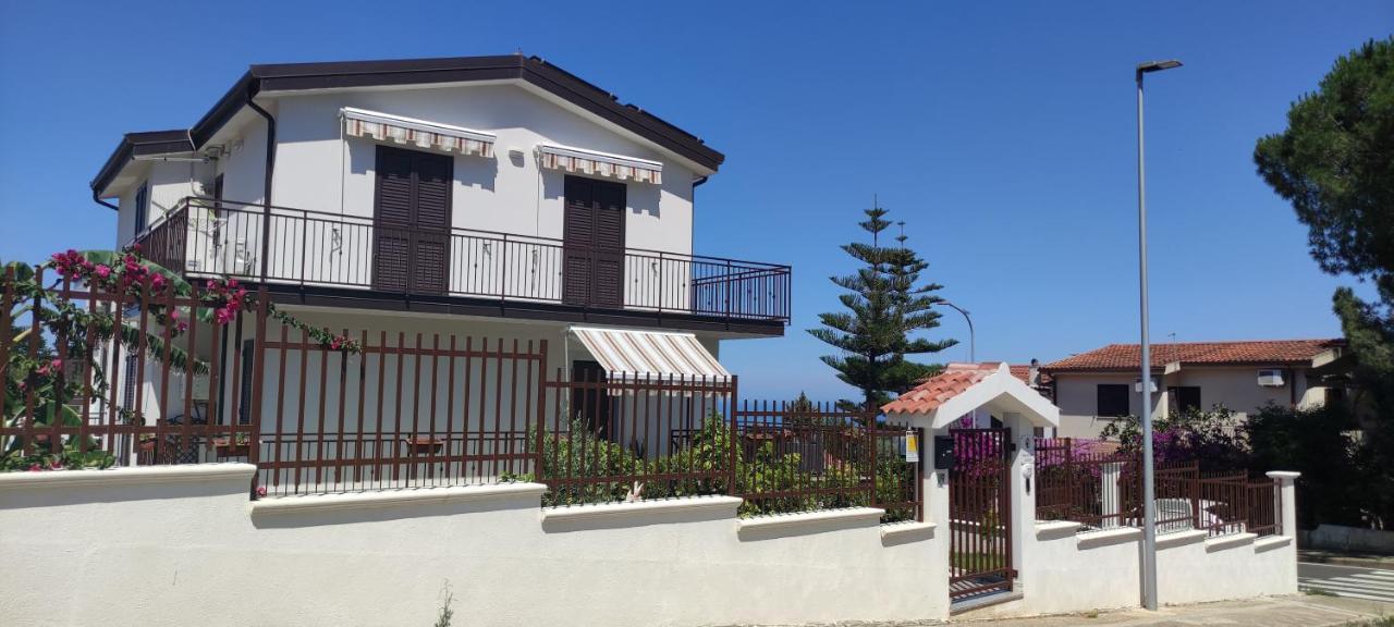 Alba De Mar B&B Roseto Capo Spulico Eksteriør bilde